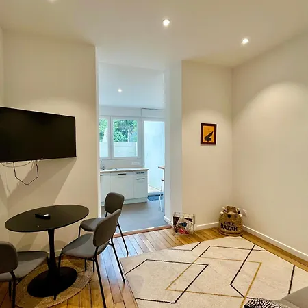Appartement Clovis 2 *